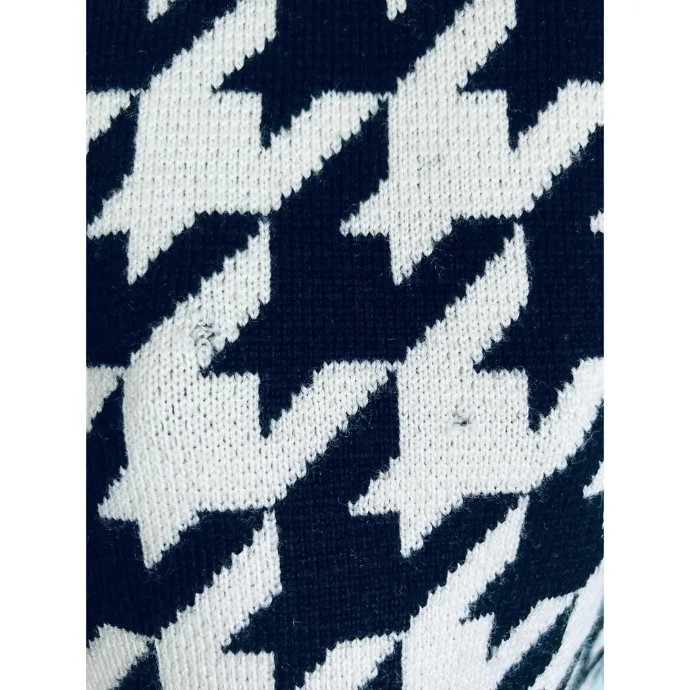 Worth New York 100% Wool Sweater Small Black and White